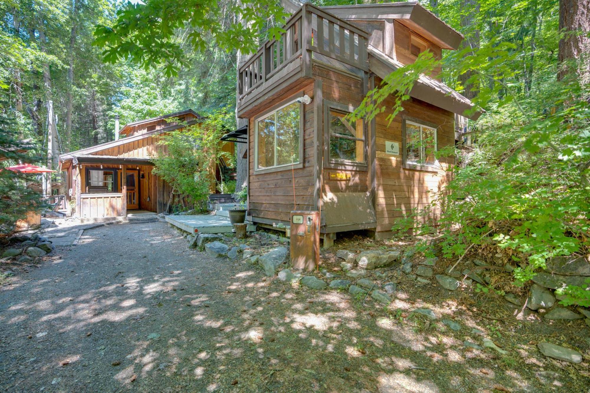 Leavenworth Cabin With Private Hot Tub! المظهر الخارجي الصورة
